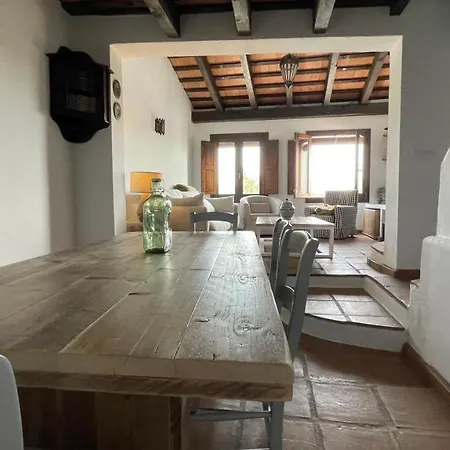 Preciosa Casa De Pueblo Con Vistas Y Patio Holiday home *