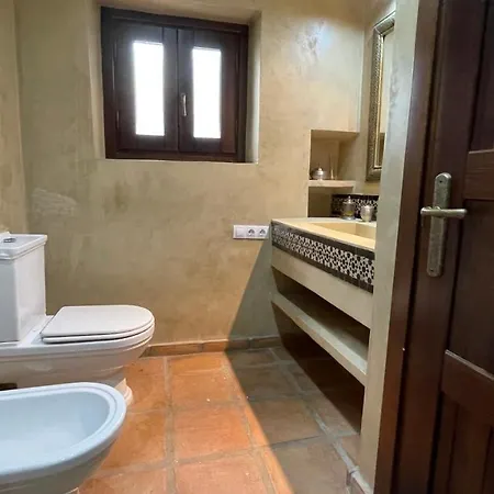 Preciosa Casa De Pueblo Con Vistas Y Patio 히메나 델 라 프론테라